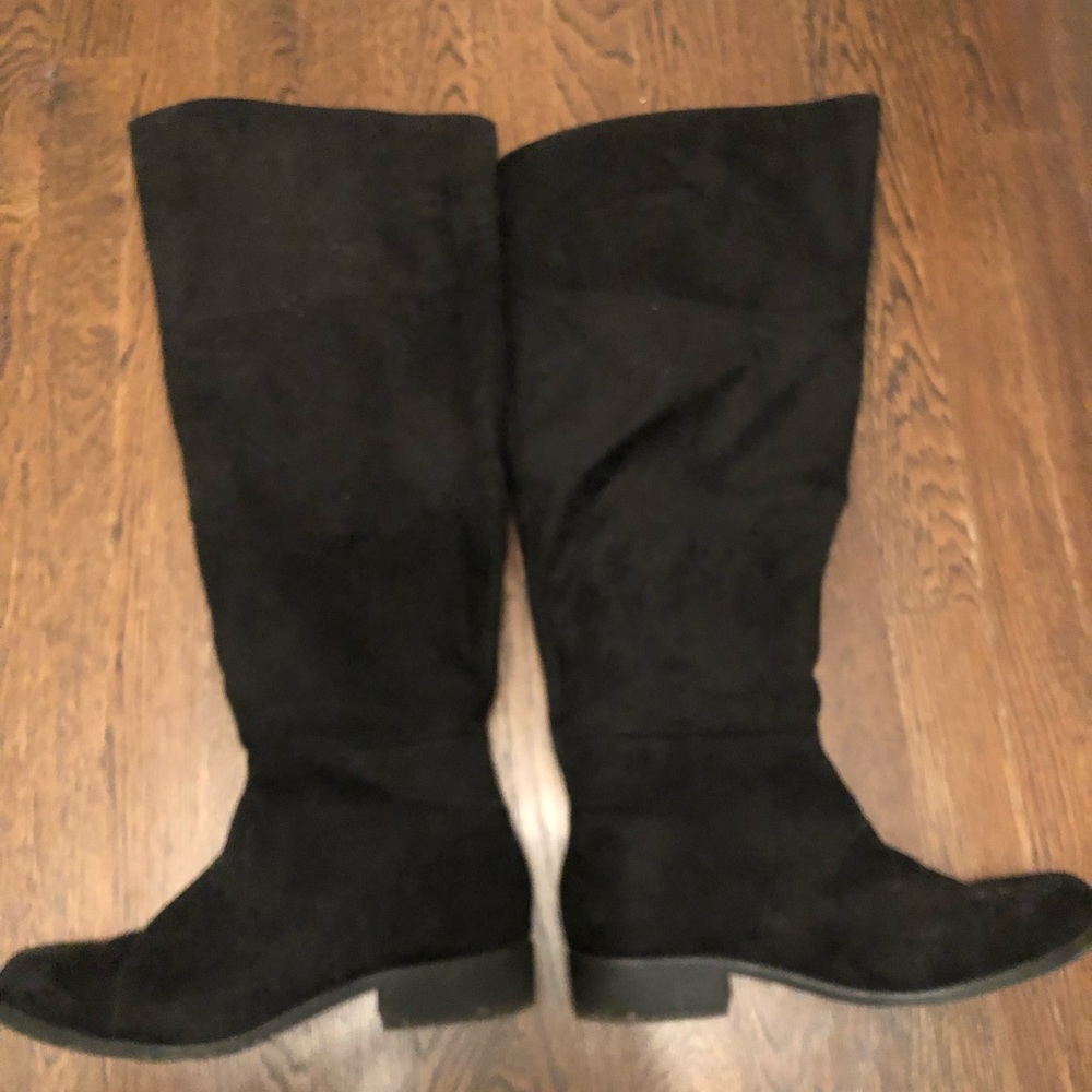 Black Faux Suede OTK Boots 9W (w calf)